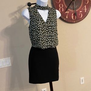Monteau Sleeveless Blouse.